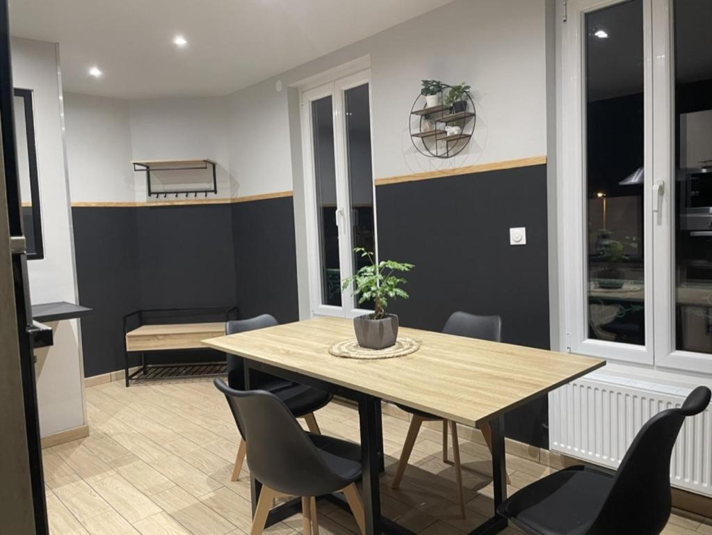 Vila L'Escale Feerique Auxerre Exteriér fotografie